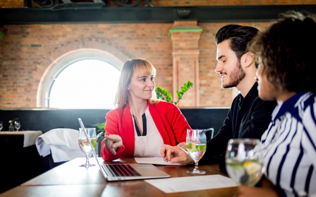 ¿Cuál es el costo de un seguro todo riesgo para un restaurante?